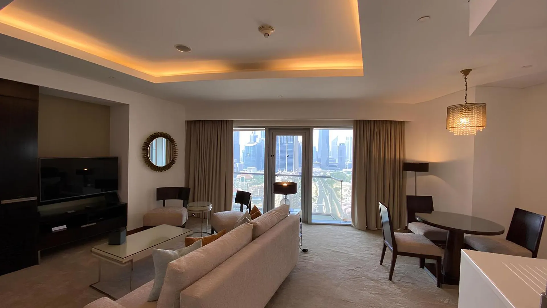 Dream Inn - Address Dubai Mall Apartments With Burj Khalifa Views 阿拉伯联合酋长国