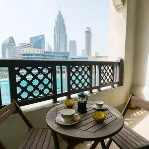 Apartment Incredible At Old Town -souk Al Bahar, Dubai